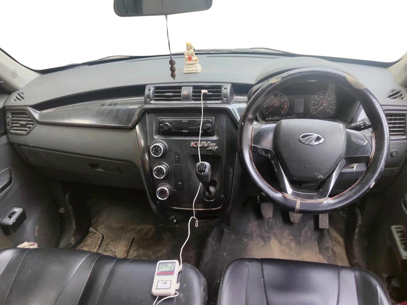 2018 Mahindra KUV 100 NXT K2 D 6S, Diesel, Manual, 75,566 km, interior