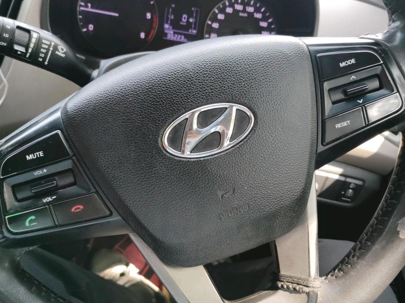 2016 Hyundai Creta SX 1.6 DIESEL, Diesel, Manual, 2,04,805 km, interior
