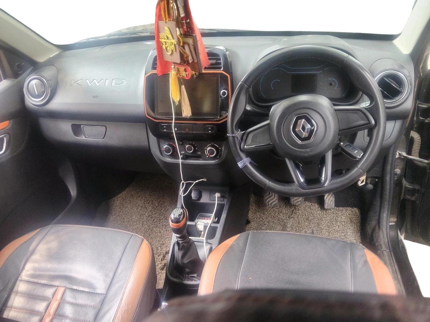 2021 Renault Kwid CLIMBER 1.0 (O), Petrol, Manual, 1,15,190 km, interior