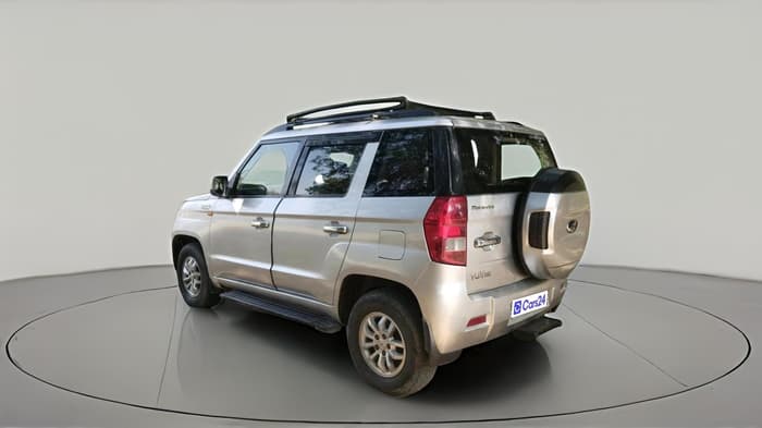 2017 Mahindra TUV300 T8, Diesel, Manual, 1,03,248 km, exterior