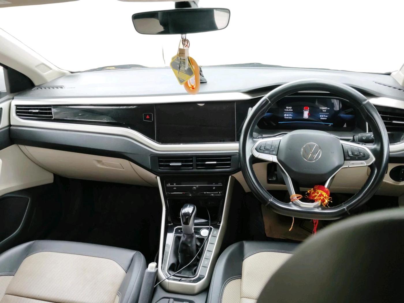 2023 Volkswagen VIRTUS TOPLINE TSI 1.0 AT, Petrol, Automatic, 1,13,497 km, interior