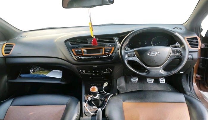 2015 Hyundai i20 Active 1.4 SX, Diesel, Manual, 1,47,164 km, interior