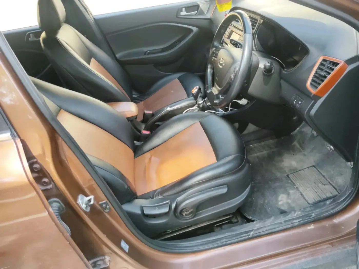 2015 Hyundai i20 Active 1.4 SX, Diesel, Manual, 1,47,164 km, interior