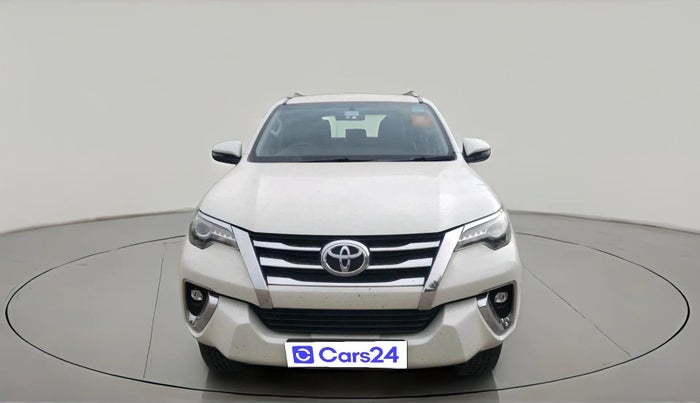 2017 Toyota Fortuner 2.8 4X2 MT, Diesel, Manual, 73,813 km, exterior