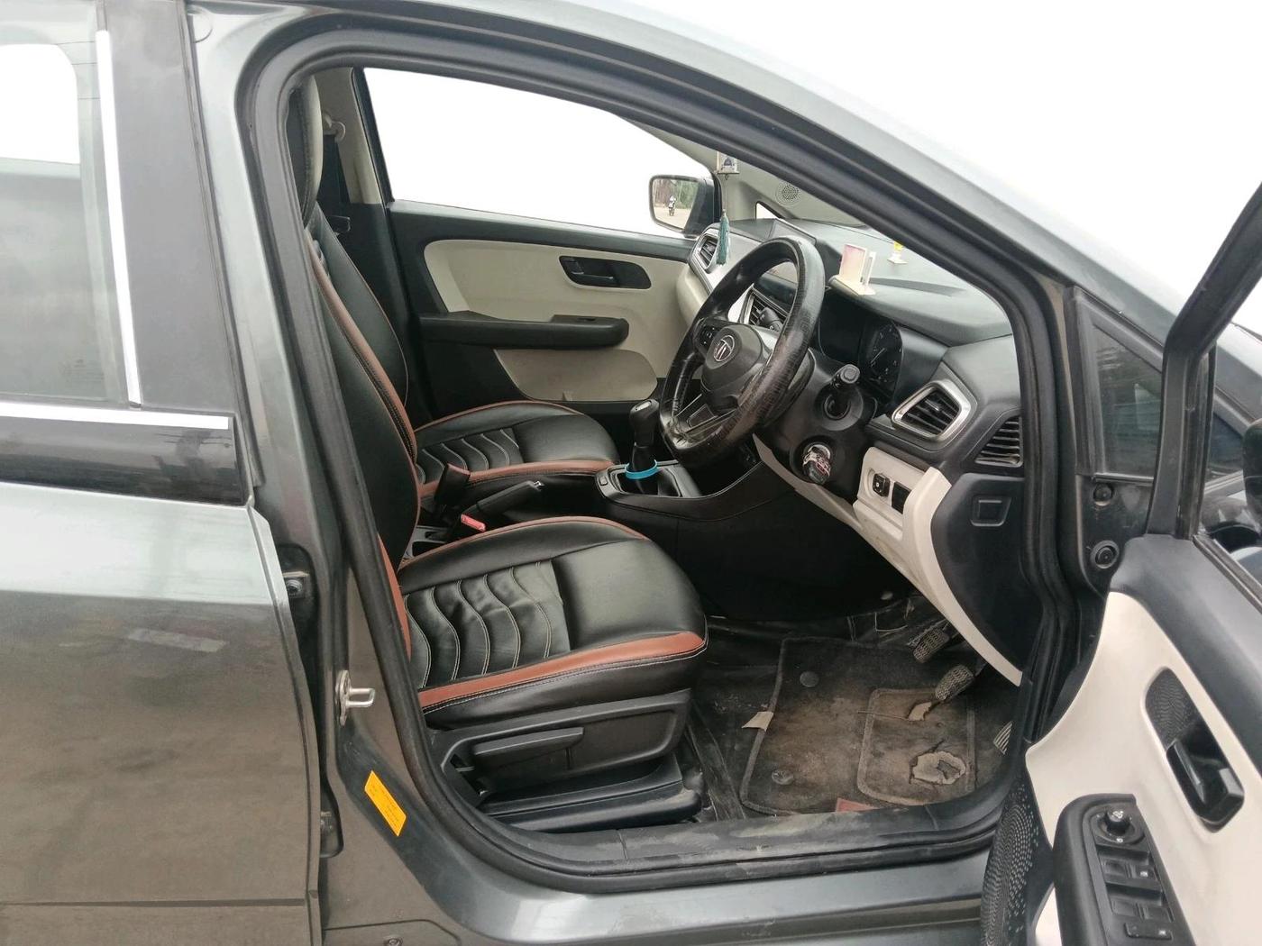 2023 Tata ALTROZ XM PETROL, CNG, Manual, 76,214 km, interior