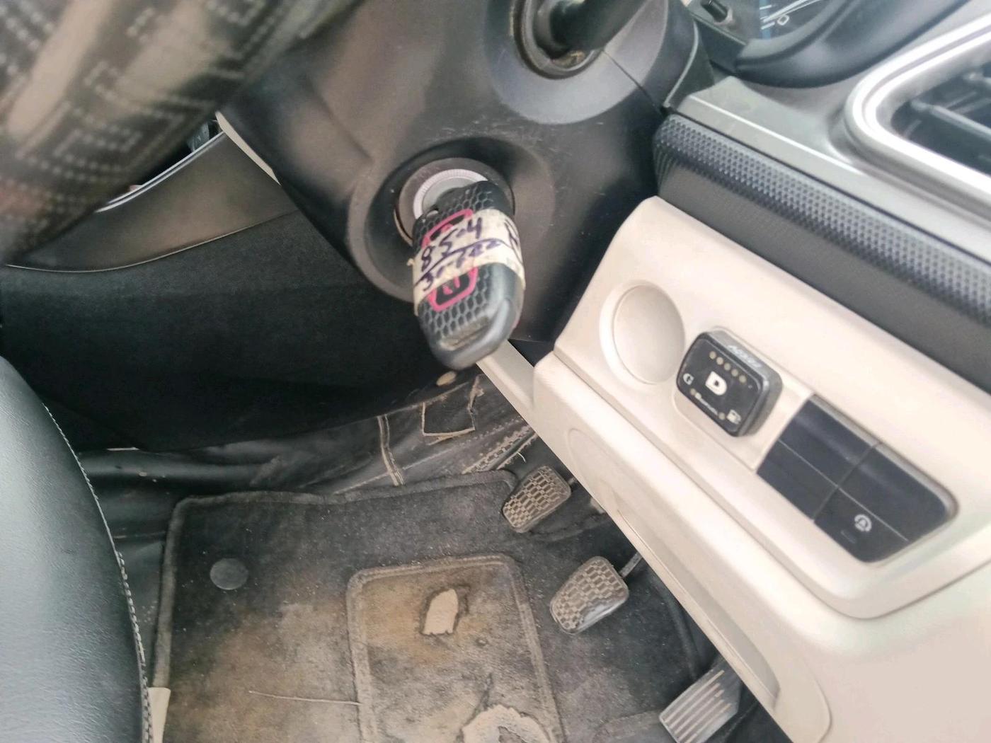 2023 Tata ALTROZ XM PETROL, CNG, Manual, 76,214 km, interior