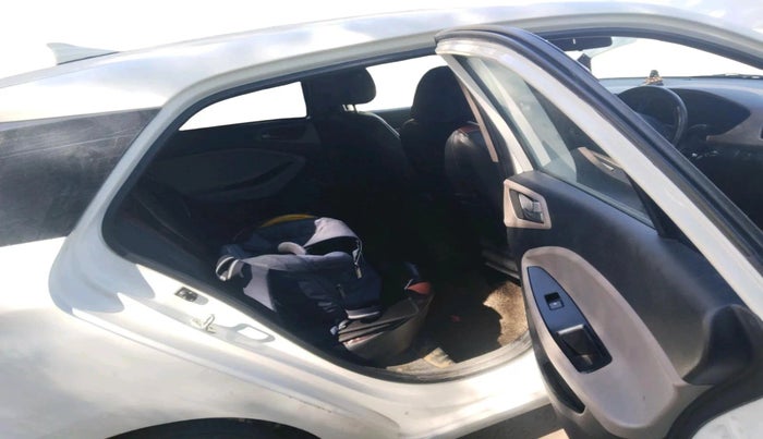 2018 Hyundai Elite i20 SPORTZ 1.4 CRDI, Diesel, Manual, 1,06,628 km, interior