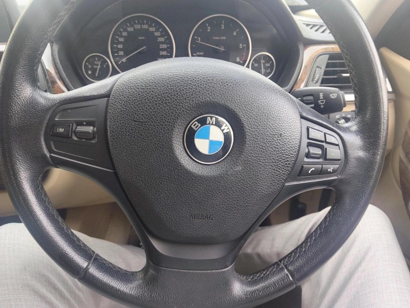 2013 BMW 3 Series 320d, Diesel, Automatic, 83,341 km, interior