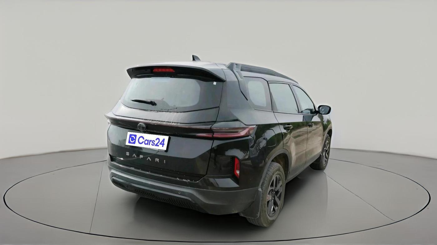 2025 Tata Safari PURE PLUS S DARK EDITION, Diesel, Manual, 8,029 km, exterior