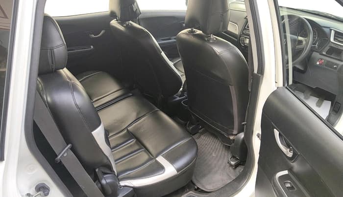 2016 Honda BR-V 1.5L I- DTEC V, Diesel, Manual, 1,35,708 km, interior