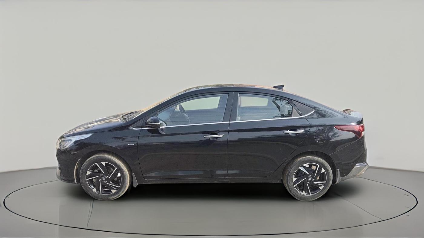 2021 Hyundai Verna SX (O) 1.5 CRDI AT, Diesel, Automatic, 1,24,740 km, exterior