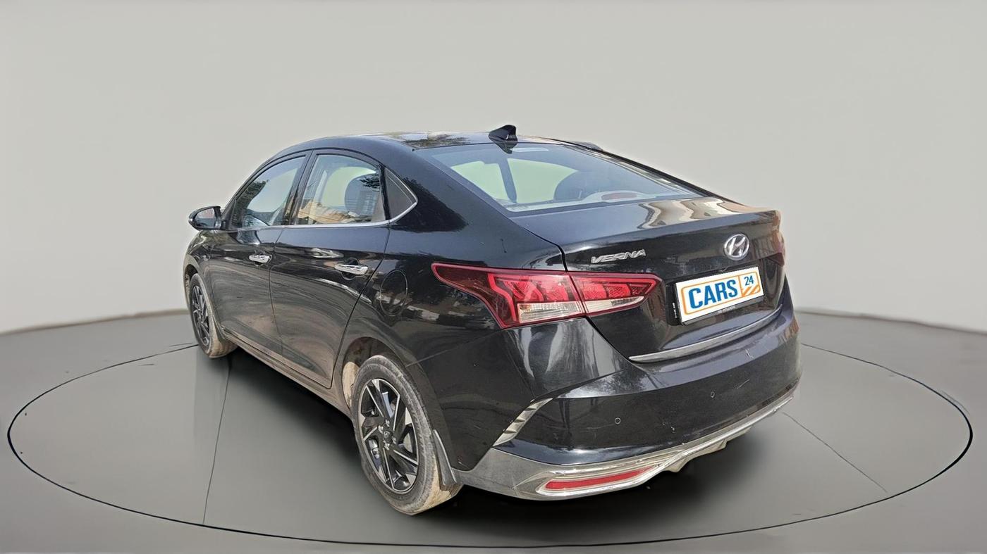 2021 Hyundai Verna SX (O) 1.5 CRDI AT, Diesel, Automatic, 1,24,740 km, exterior