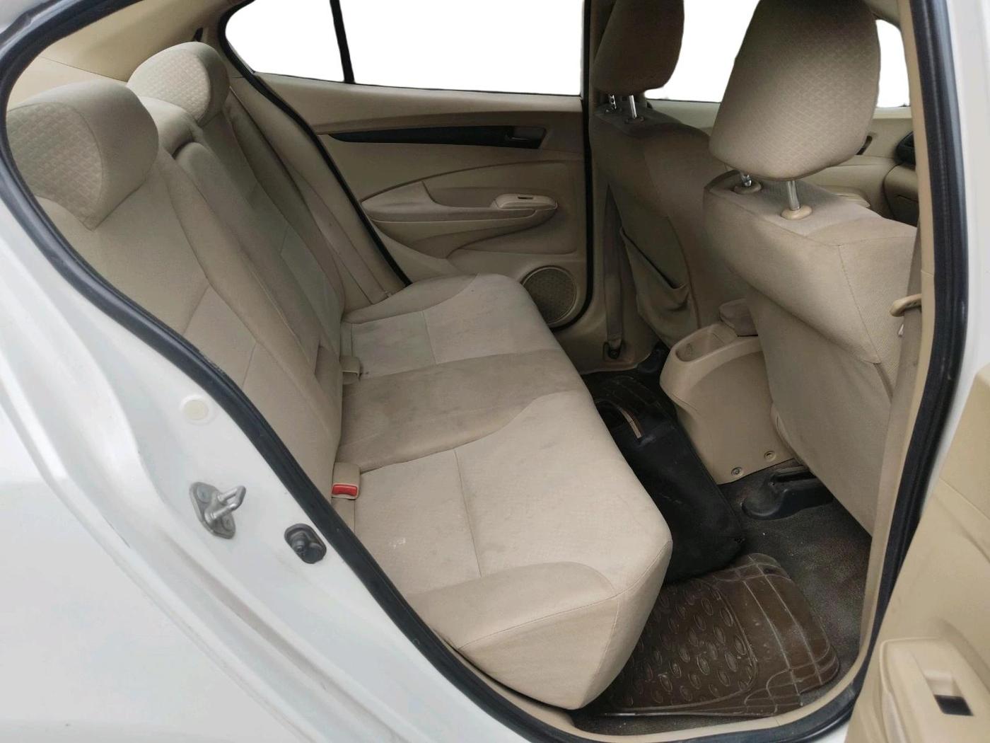2011 Honda City 1.5L I-VTEC S MT, CNG, Manual, 2,02,450 km, interior