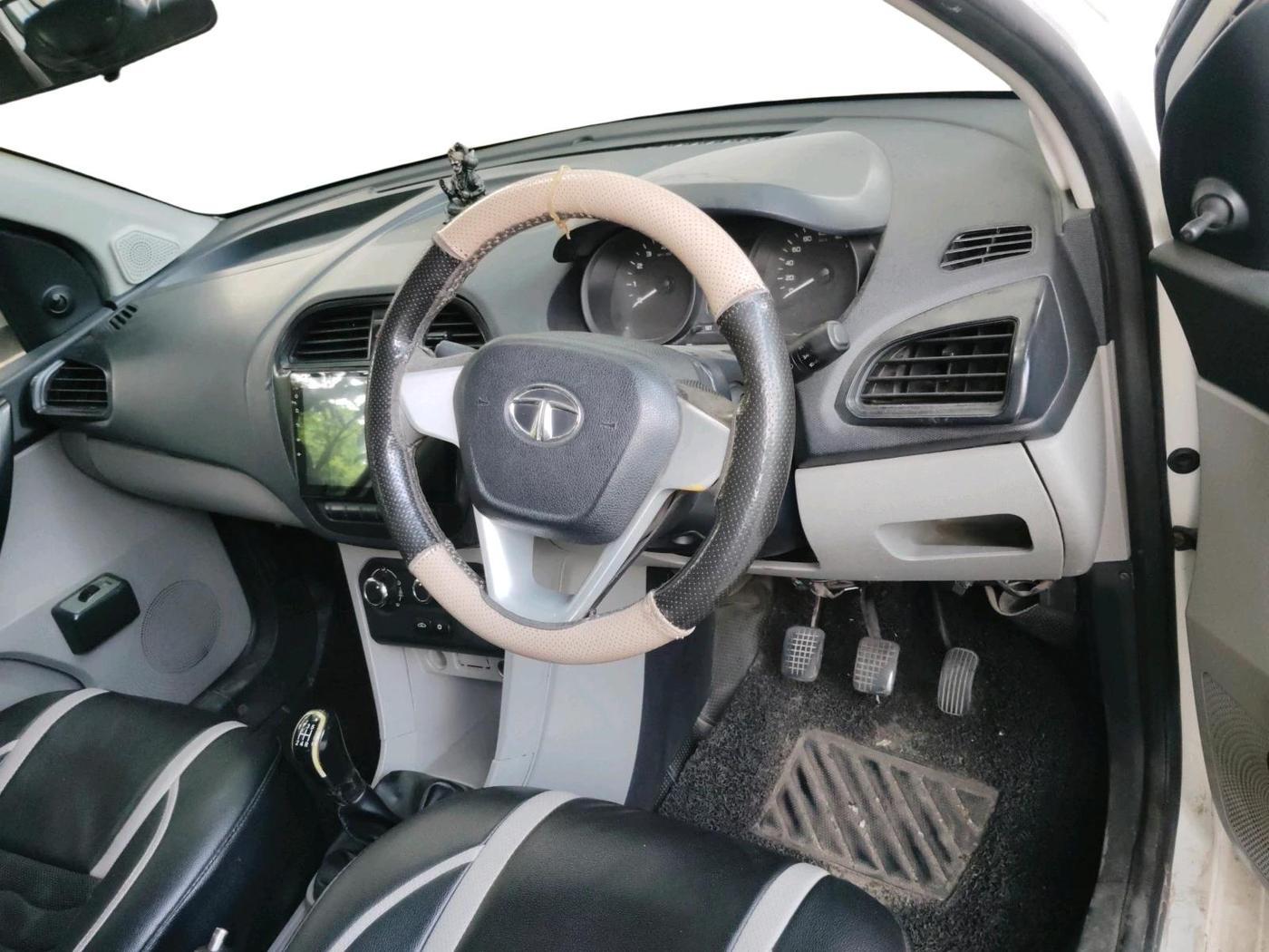 2017 Tata Tiago XE DIESEL, Diesel, Manual, 56,999 km, interior