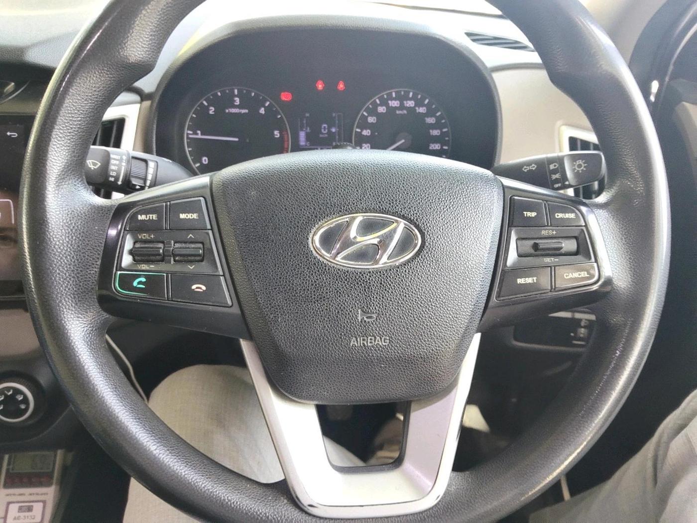 2020 Hyundai Creta E PLUS 1.4 DIESEL, Diesel, Manual, 1,19,593 km, interior