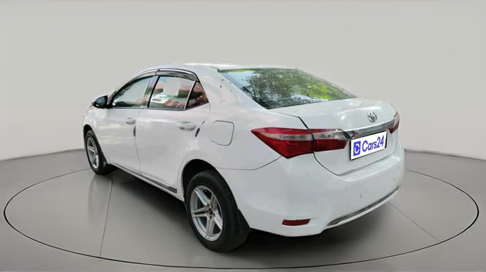 2015 Toyota Corolla Altis G DIESEL, Diesel, Manual, 1,76,498 km, exterior