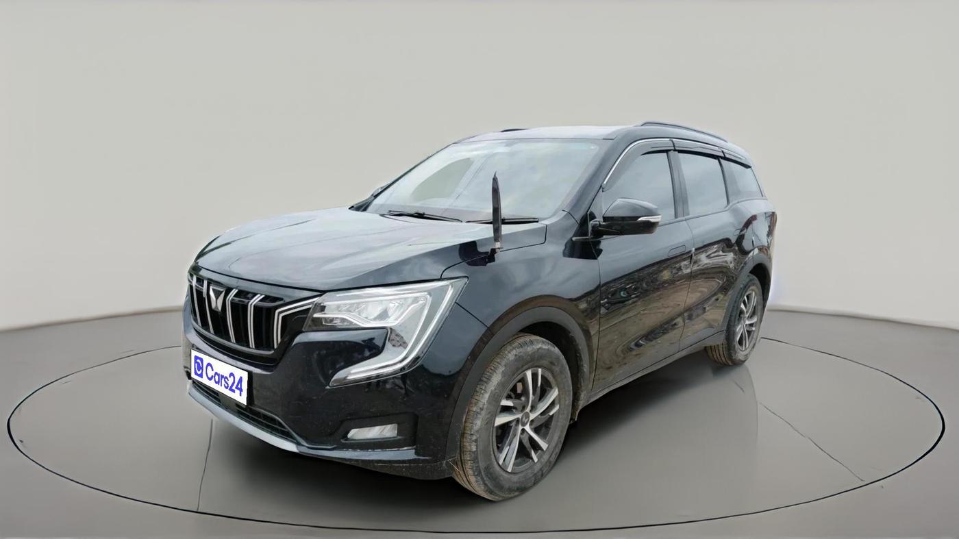 2023 Mahindra XUV700 AX 5 P AT 5 STR, Petrol, Automatic, 35,911 km, exterior