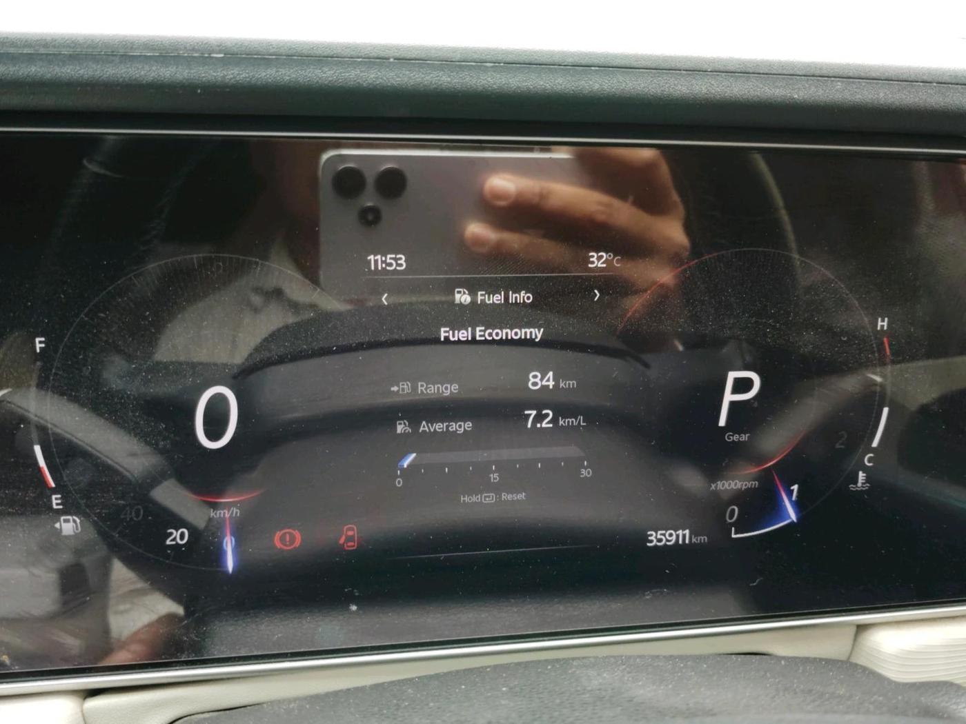 2023 Mahindra XUV700 AX 5 P AT 5 STR, Petrol, Automatic, 35,911 km, interior