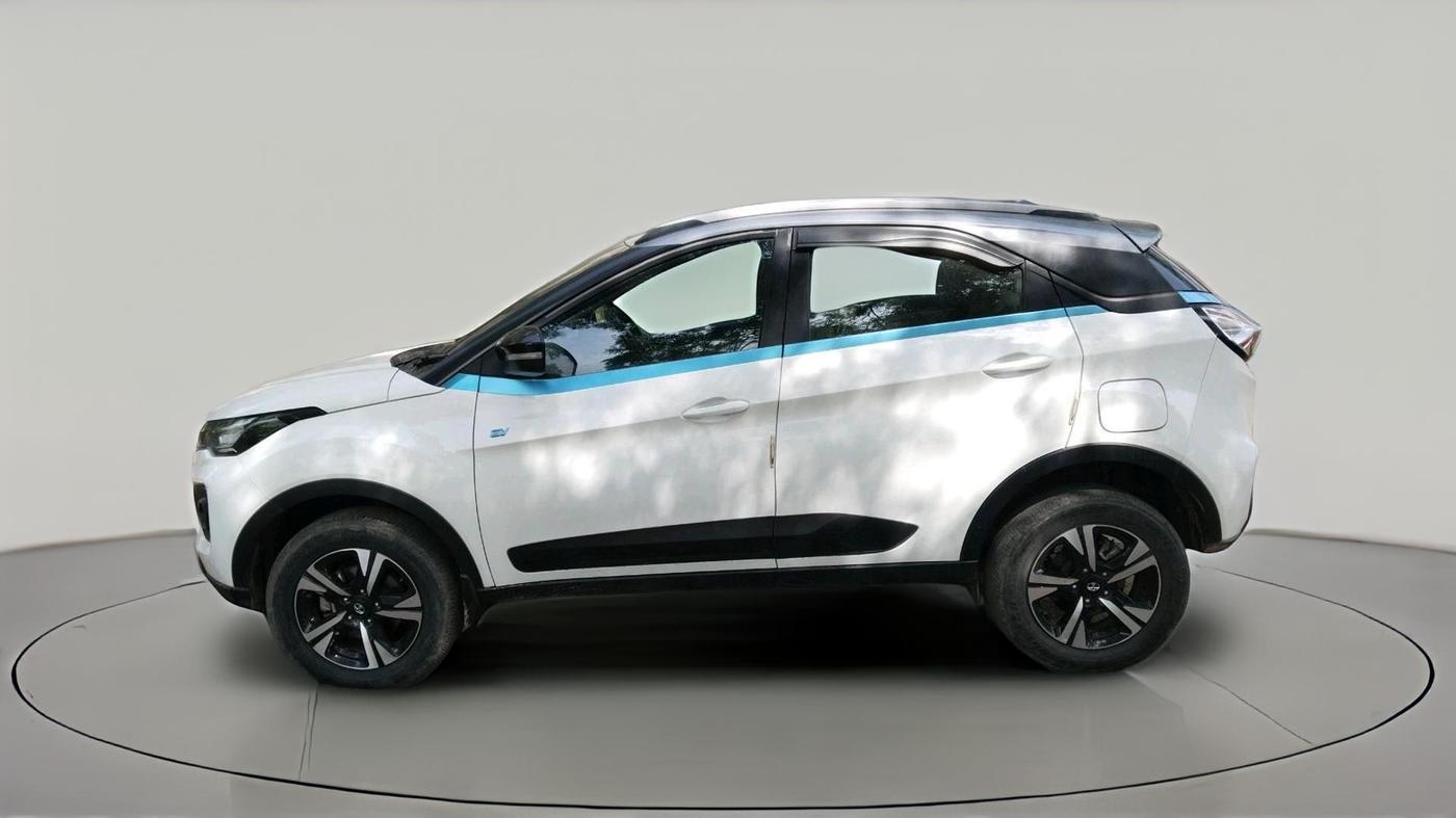 2023 Tata NEXON EV XZ PLUS LUX, Electric, Automatic, 59,698 km, exterior