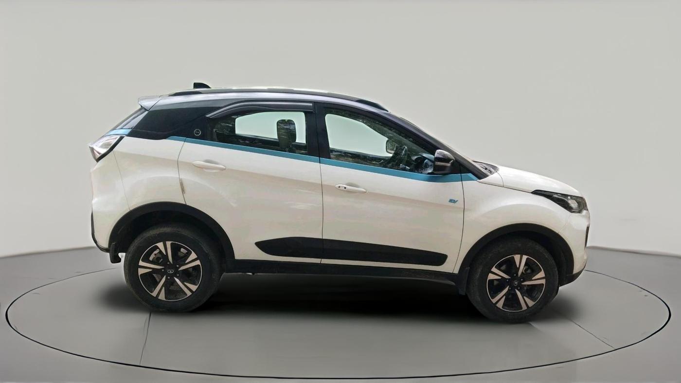 2023 Tata NEXON EV XZ PLUS LUX, Electric, Automatic, 59,698 km, exterior
