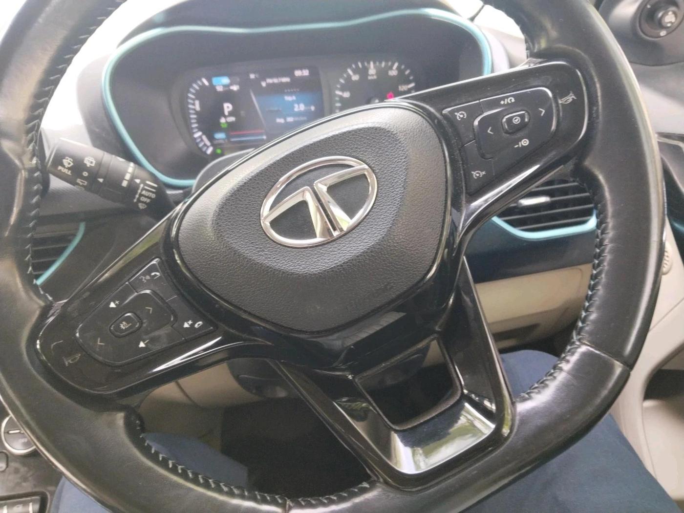 2023 Tata NEXON EV XZ PLUS LUX, Electric, Automatic, 59,698 km, interior