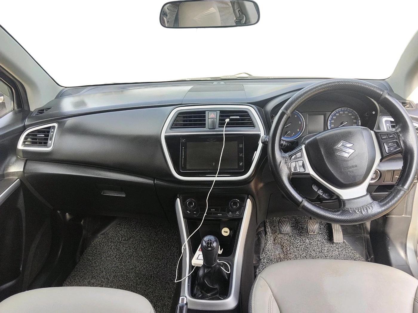 2015 Maruti S Cross ZETA 1.3, Diesel, Manual, 1,75,689 km, interior
