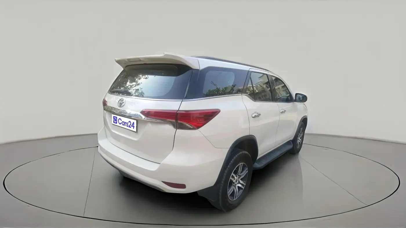 2018 Toyota Fortuner 2.8 4X2 AT, Diesel, Automatic, 1,40,014 km, exterior
