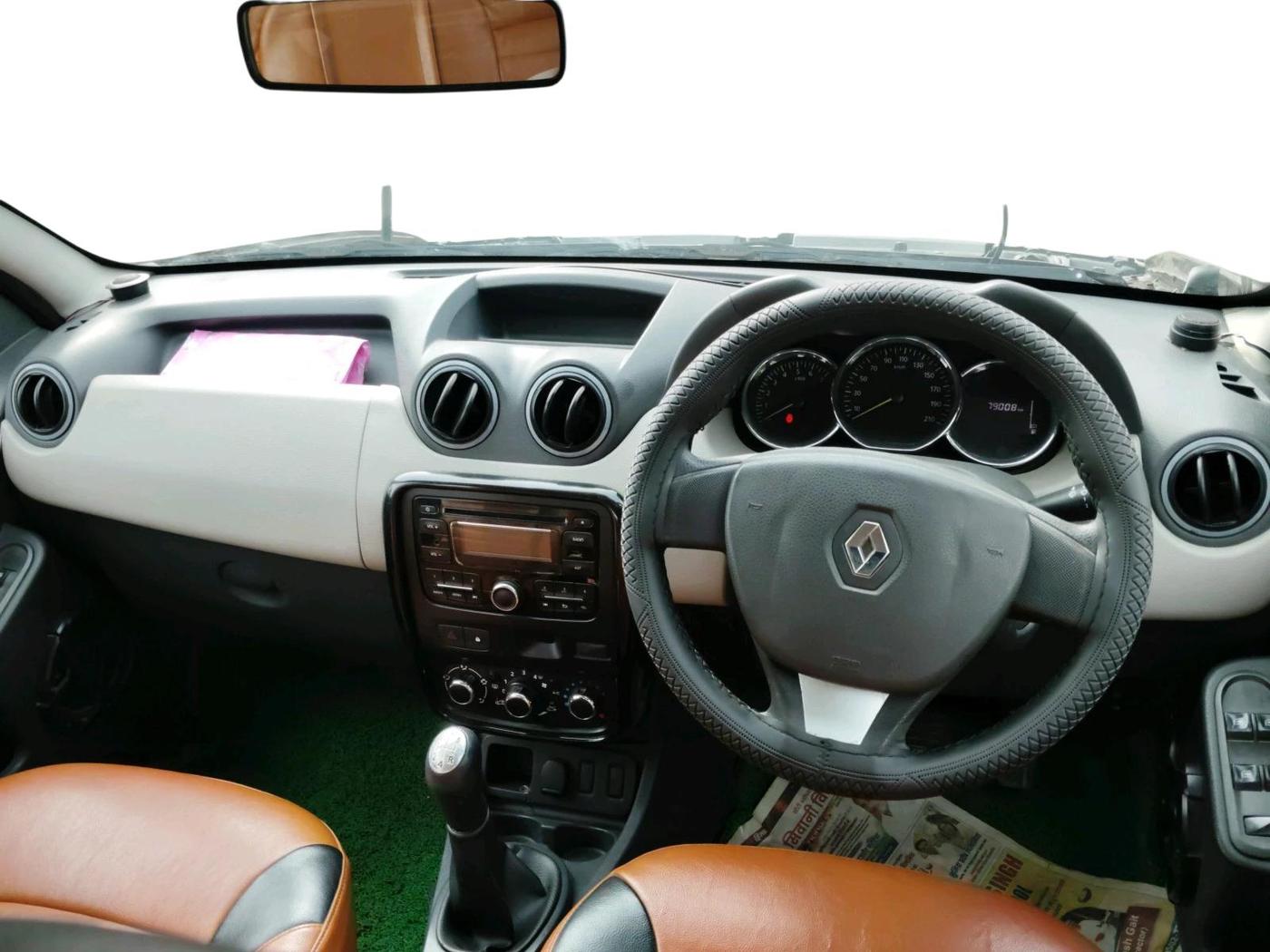 2015 Renault Duster 85 PS RXL DIESEL, Diesel, Manual, 79,008 km, interior