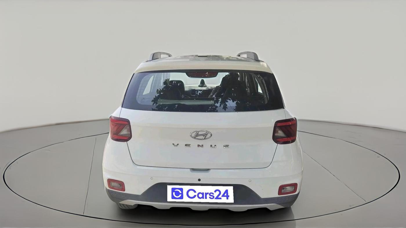 2020 Hyundai VENUE S 1.2, Petrol, Manual, 26,211 km, exterior