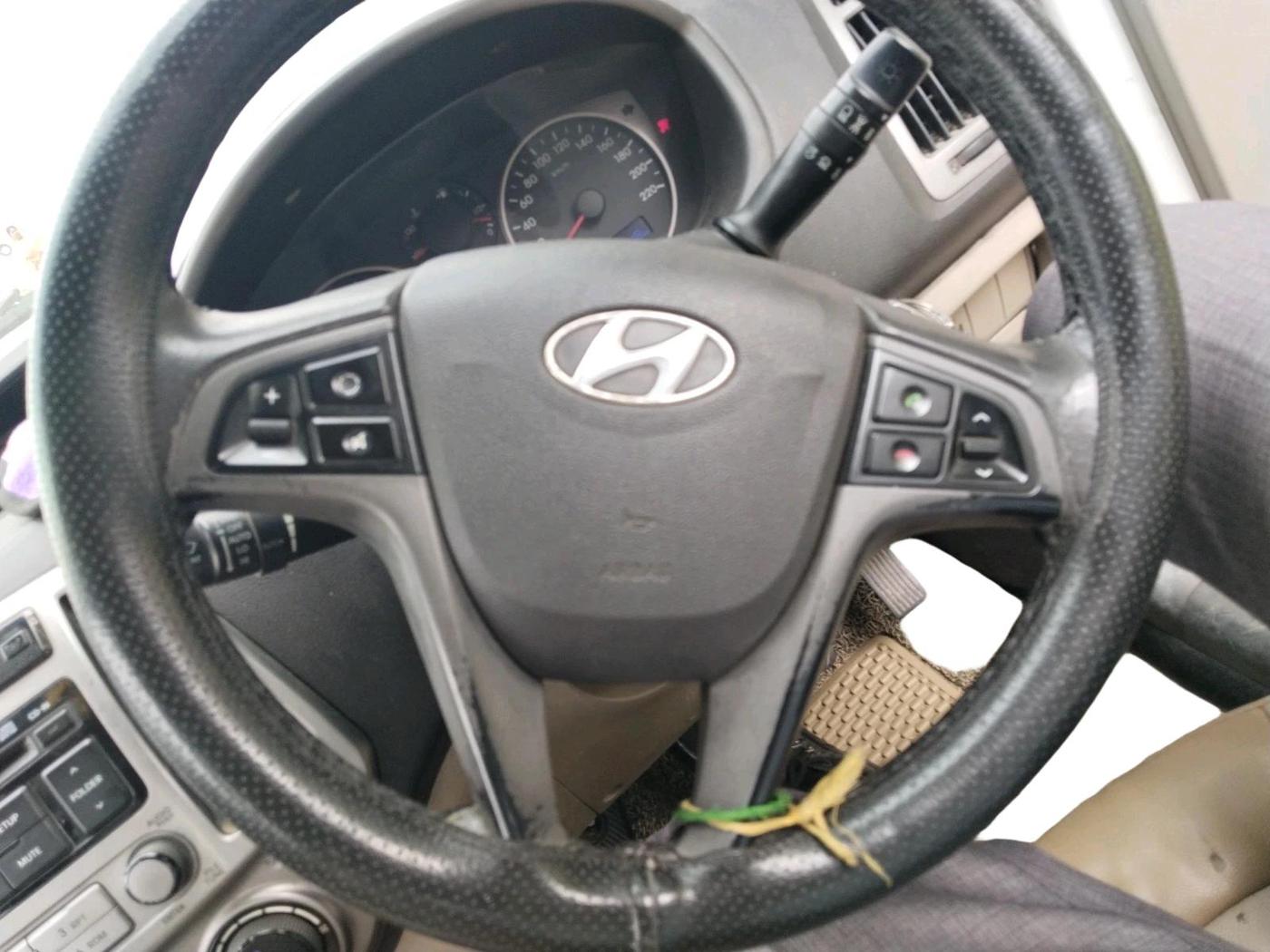 2013 Hyundai i20 SPORTZ 1.4 CRDI, Diesel, Manual, 1,25,150 km, interior