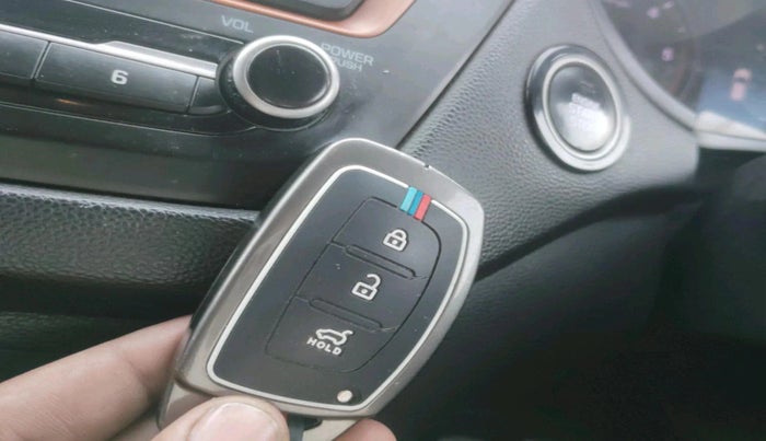 2015 Hyundai Elite i20 SPORTZ 1.4 CRDI, Diesel, Manual, 85,864 km, interior