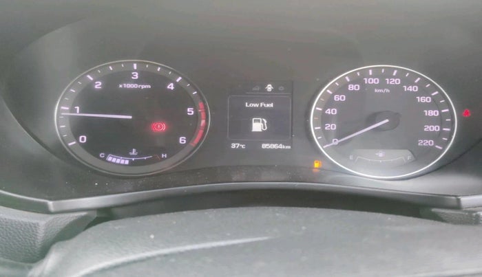 2015 Hyundai Elite i20 SPORTZ 1.4 CRDI, Diesel, Manual, 85,864 km, interior