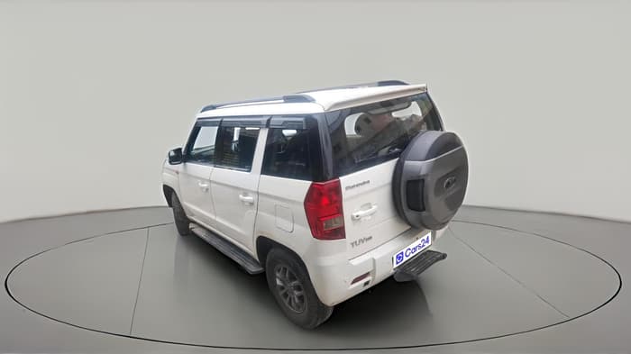 2017 Mahindra TUV300 T10, Diesel, Manual, 1,38,027 km, exterior