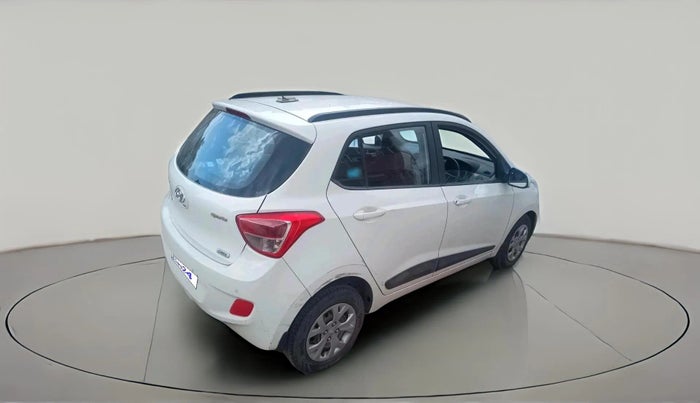 2015 Hyundai Grand i10 SPORTZ 1.1 CRDI, Diesel, Manual, 1,87,537 km, exterior