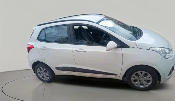 2015 Hyundai Grand i10 SPORTZ 1.1 CRDI, Diesel, Manual, 1,87,537 km, exterior