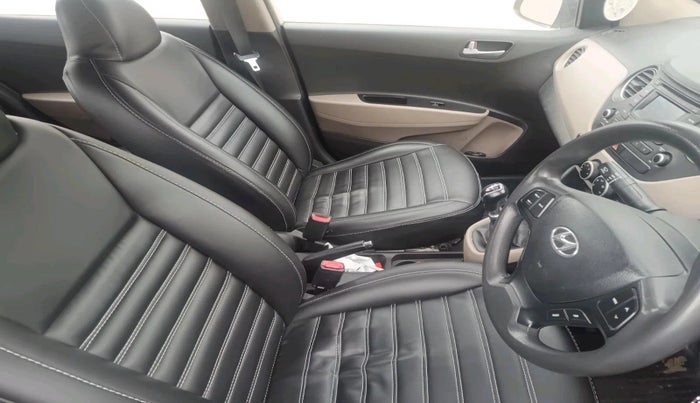 2015 Hyundai Grand i10 SPORTZ 1.1 CRDI, Diesel, Manual, 1,87,537 km, interior