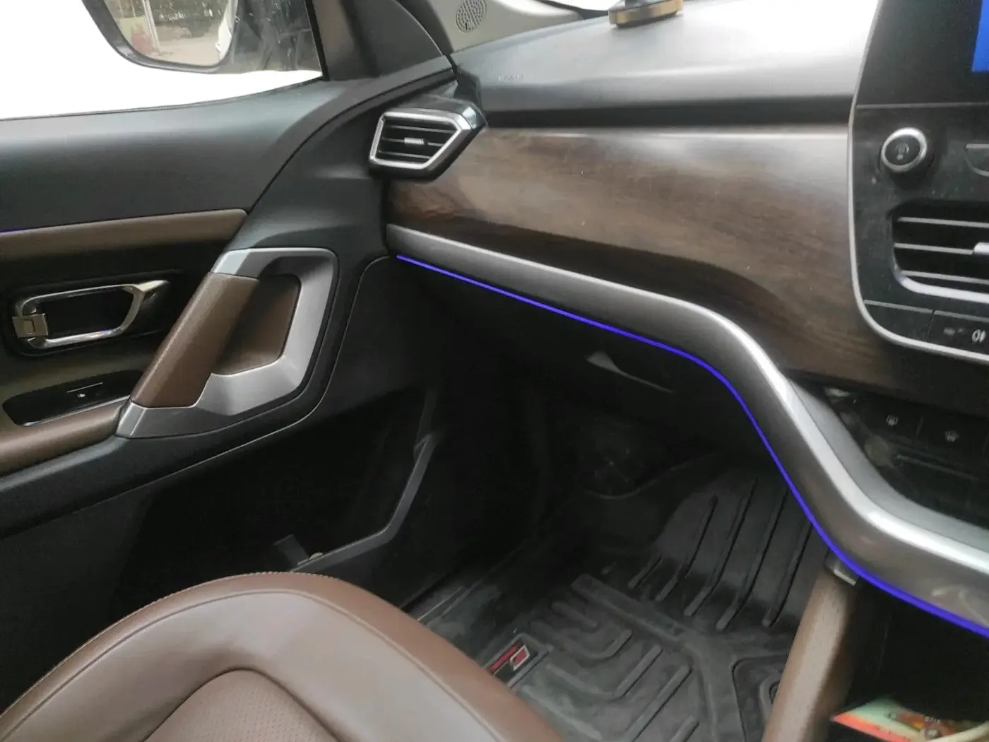 2019 Tata Harrier XZ 2.0L, Diesel, Manual, 1,06,122 km, interior