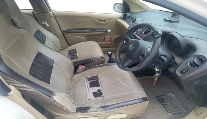 2013 Honda Amaze 1.5L I-DTEC S, Diesel, Manual, 2,15,053 km, interior