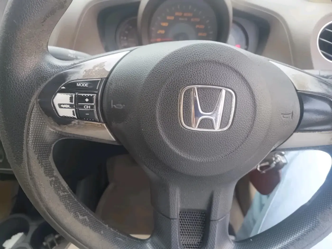 2013 Honda Amaze 1.5L I-DTEC S, Diesel, Manual, 2,15,053 km, interior