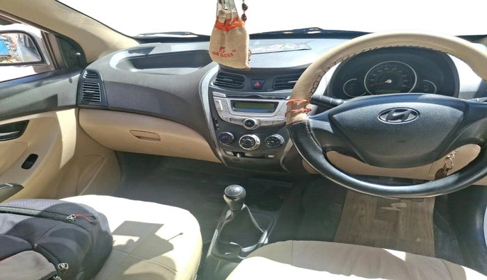 2017 Hyundai Eon MAGNA +, Petrol, Manual, 75,376 km, interior