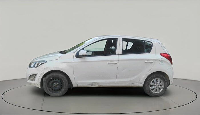 2013 Hyundai i20 SPORTZ 1.2, Petrol, Manual, 1,18,073 km, exterior