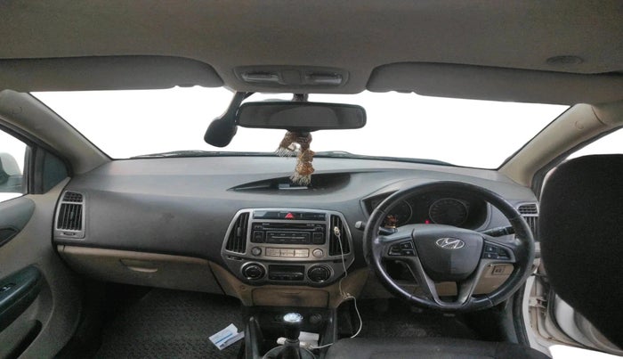 2013 Hyundai i20 SPORTZ 1.2, Petrol, Manual, 1,18,073 km, interior