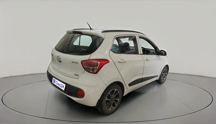 2017 Hyundai Grand i10 SPORTZ (O) AT 1.2 KAPPA VTVT, Petrol, Automatic, 1,00,057 km, exterior