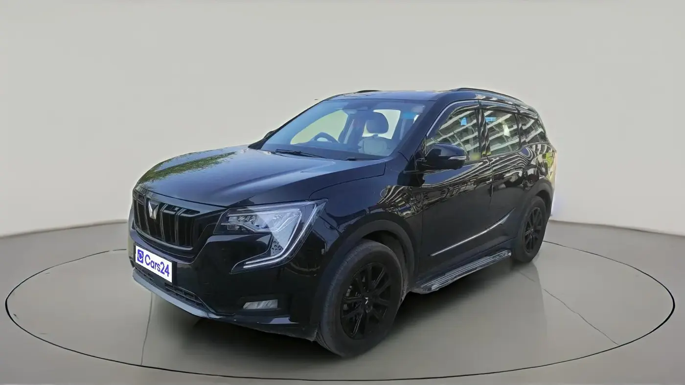 2024 Mahindra XUV700 AX 7 Luxury Pack Petrol AT 6 STR, Petrol, Automatic, 23,400 km, exterior