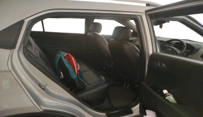 2016 Hyundai Creta E PLUS 1.6 PETROL, Petrol, Manual, 1,95,123 km, interior