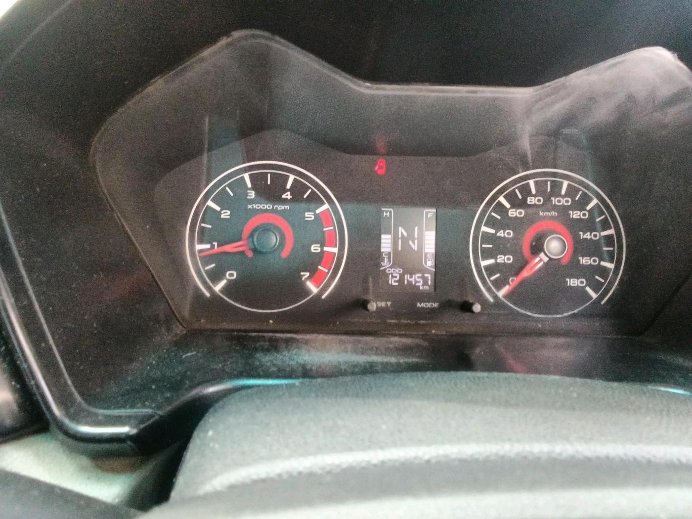2016 Mahindra Kuv100 K4 6 STR, Petrol, Manual, 1,21,457 km, interior
