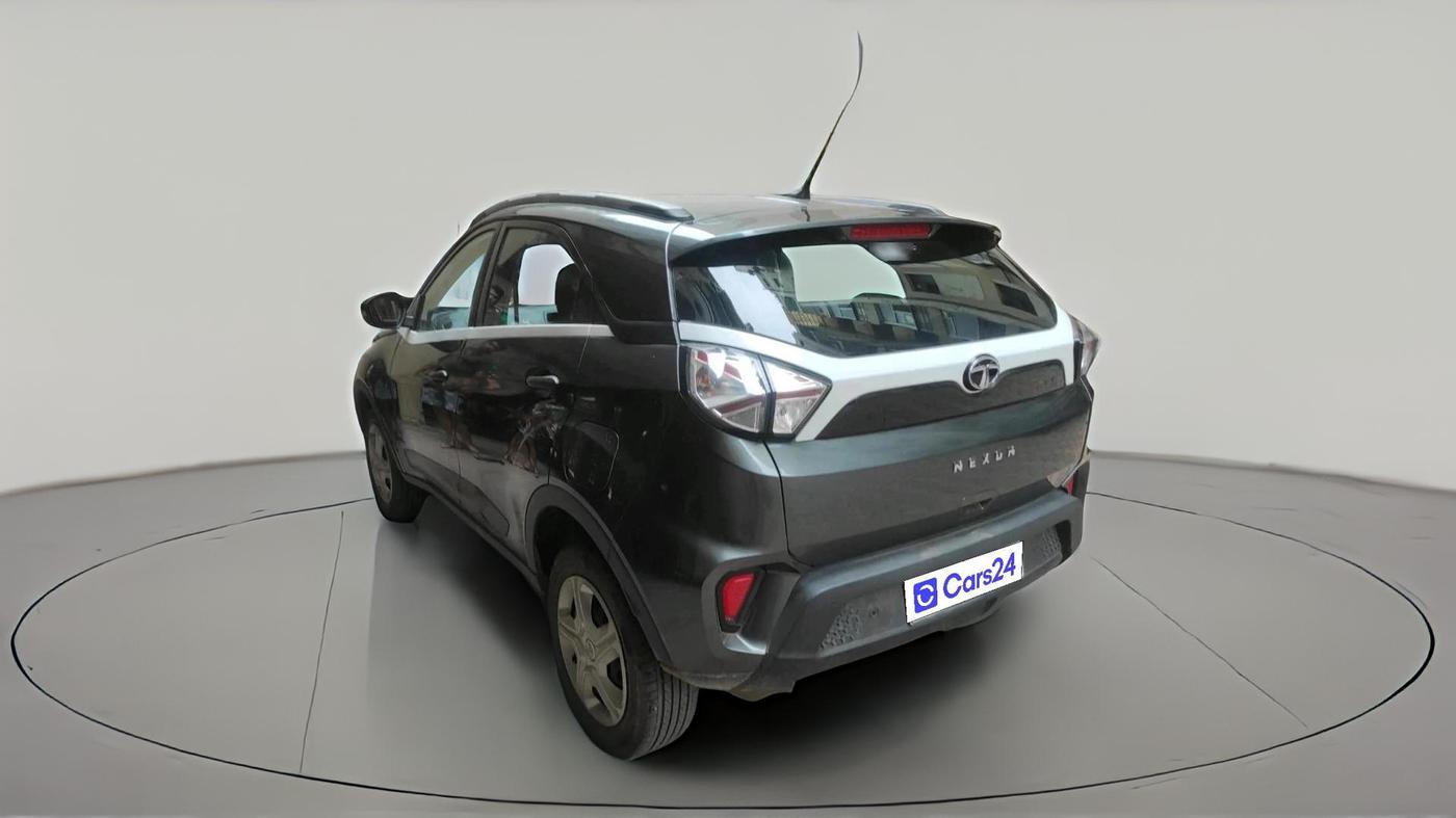 2023 Tata NEXON XM SUNROOF PETROL, Petrol, Manual, 4,521 km, exterior