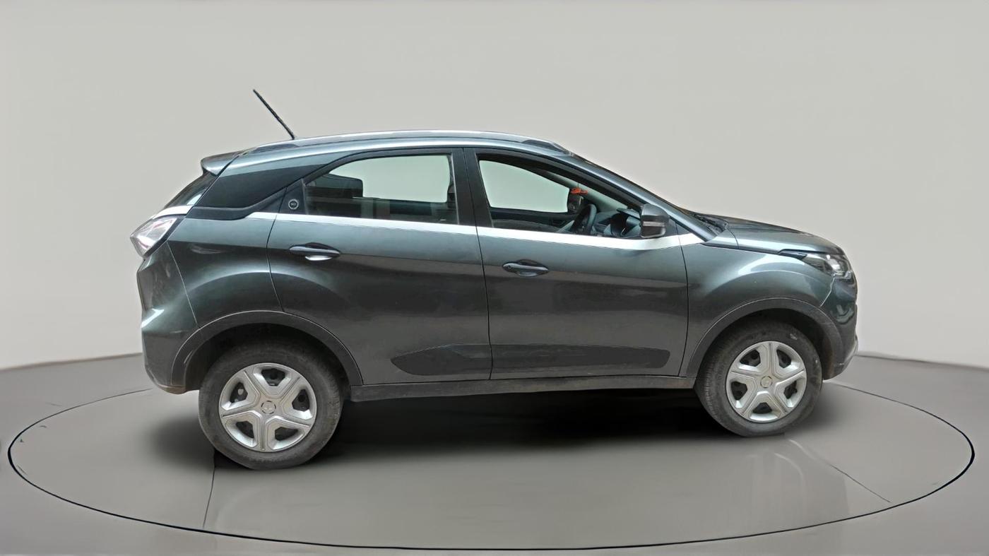 2023 Tata NEXON XM SUNROOF PETROL, Petrol, Manual, 4,521 km, exterior