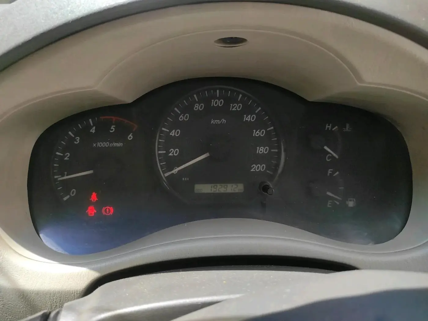 2014 Toyota Innova 2.5 GX 7 STR, Diesel, Manual, 1,92,912 km, interior