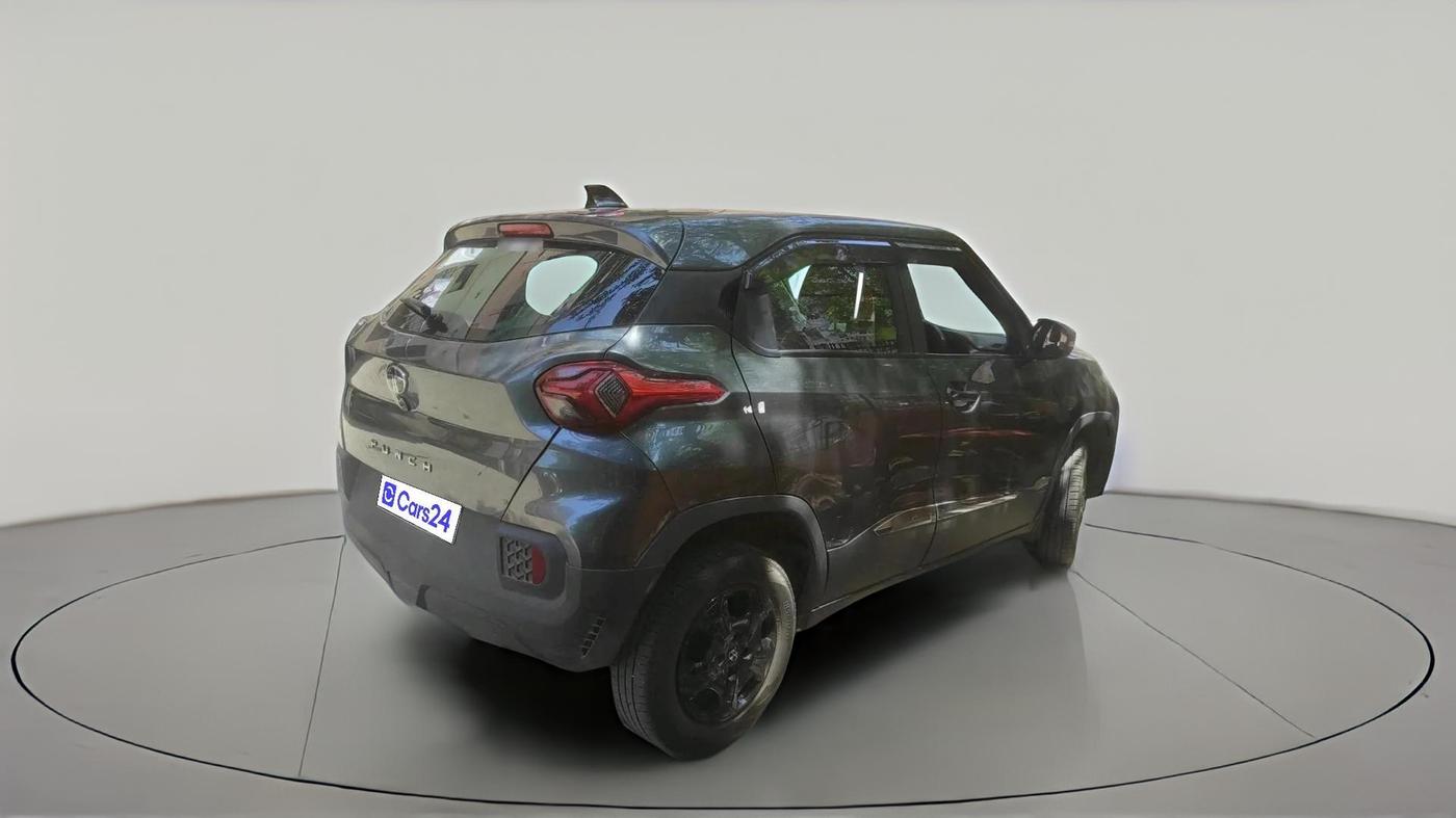 2024 Tata PUNCH Accomplished Plus AMT, Petrol, Automatic, 18,691 km, exterior